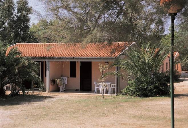 Villaggio Turistico Scialmarino Весте Екстериор снимка